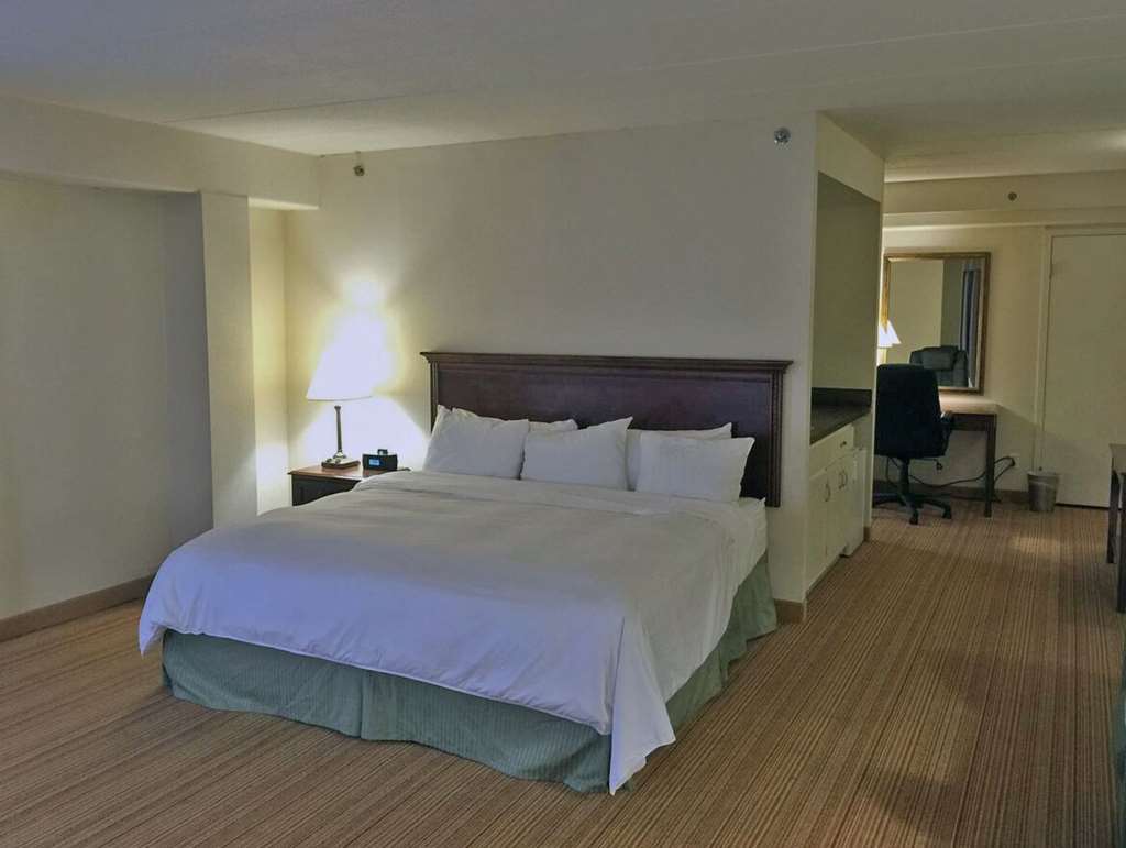 Clarion Hotel Indianapolis Phòng bức ảnh
