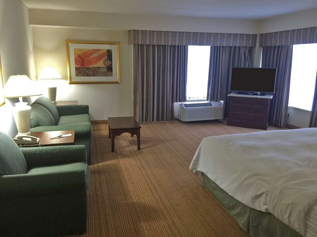 Clarion Hotel Indianapolis Phòng bức ảnh