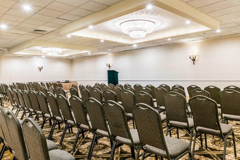 Clarion Hotel Indianapolis Ngoại thất bức ảnh