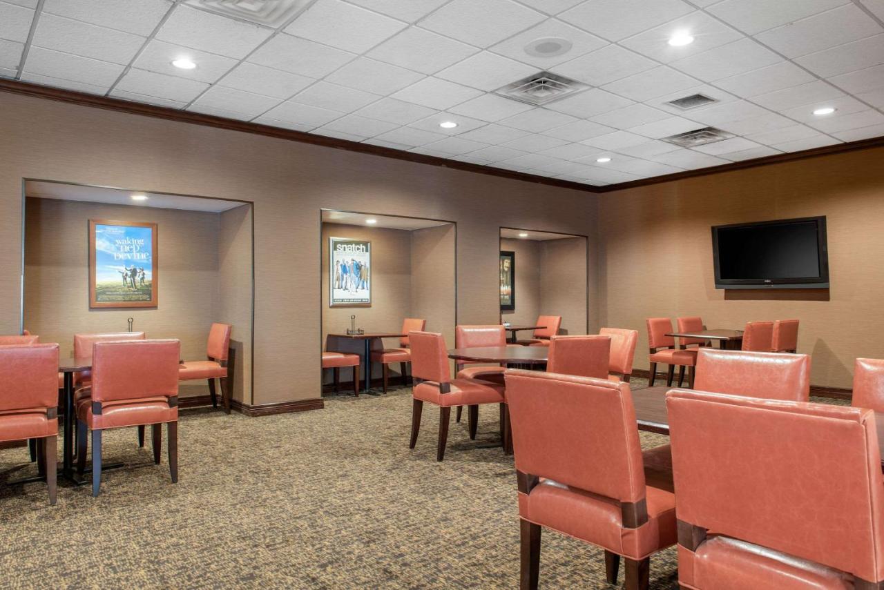 Clarion Hotel Indianapolis Ngoại thất bức ảnh
