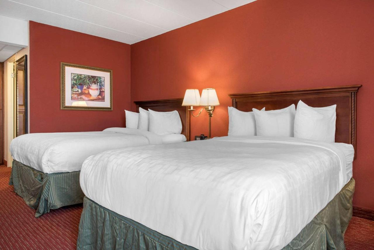 Clarion Hotel Indianapolis Ngoại thất bức ảnh