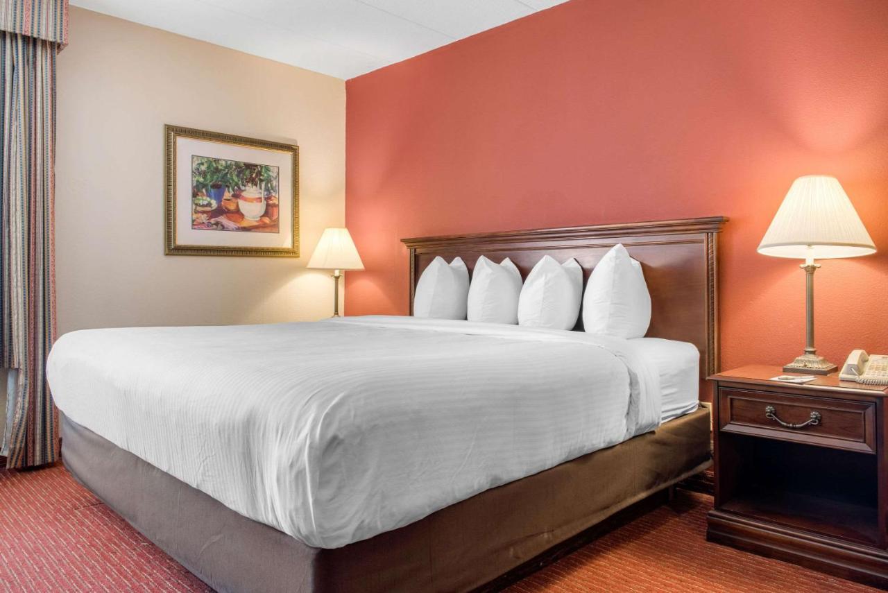 Clarion Hotel Indianapolis Ngoại thất bức ảnh