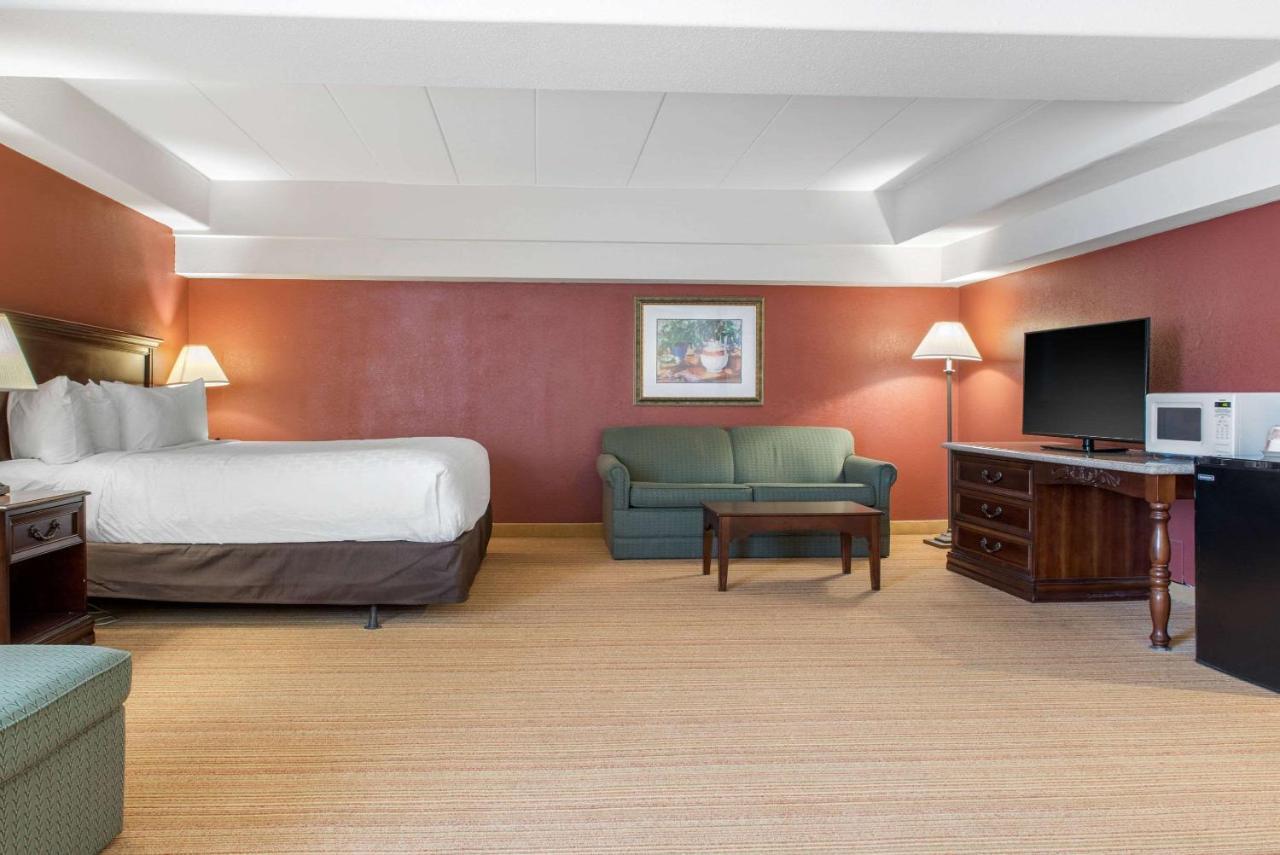 Clarion Hotel Indianapolis Ngoại thất bức ảnh